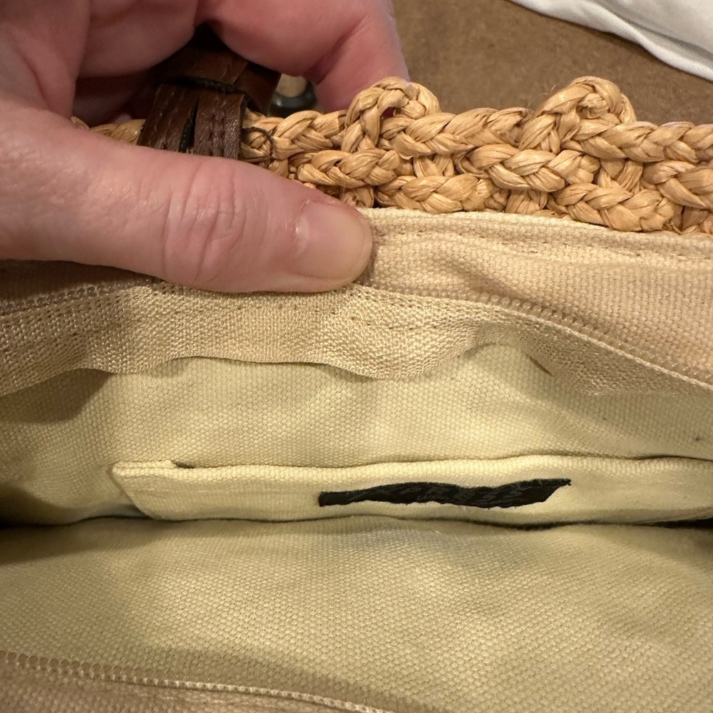 Stylish Tan Woven Tote Bag - Picture 5 of 7